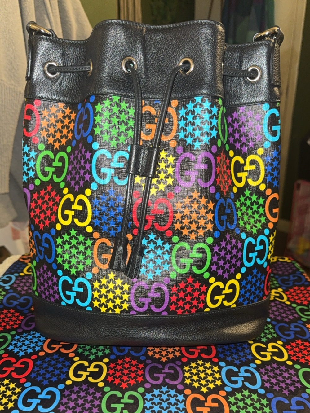 Gucci GG Supreme Psychedelic Bucket Bag